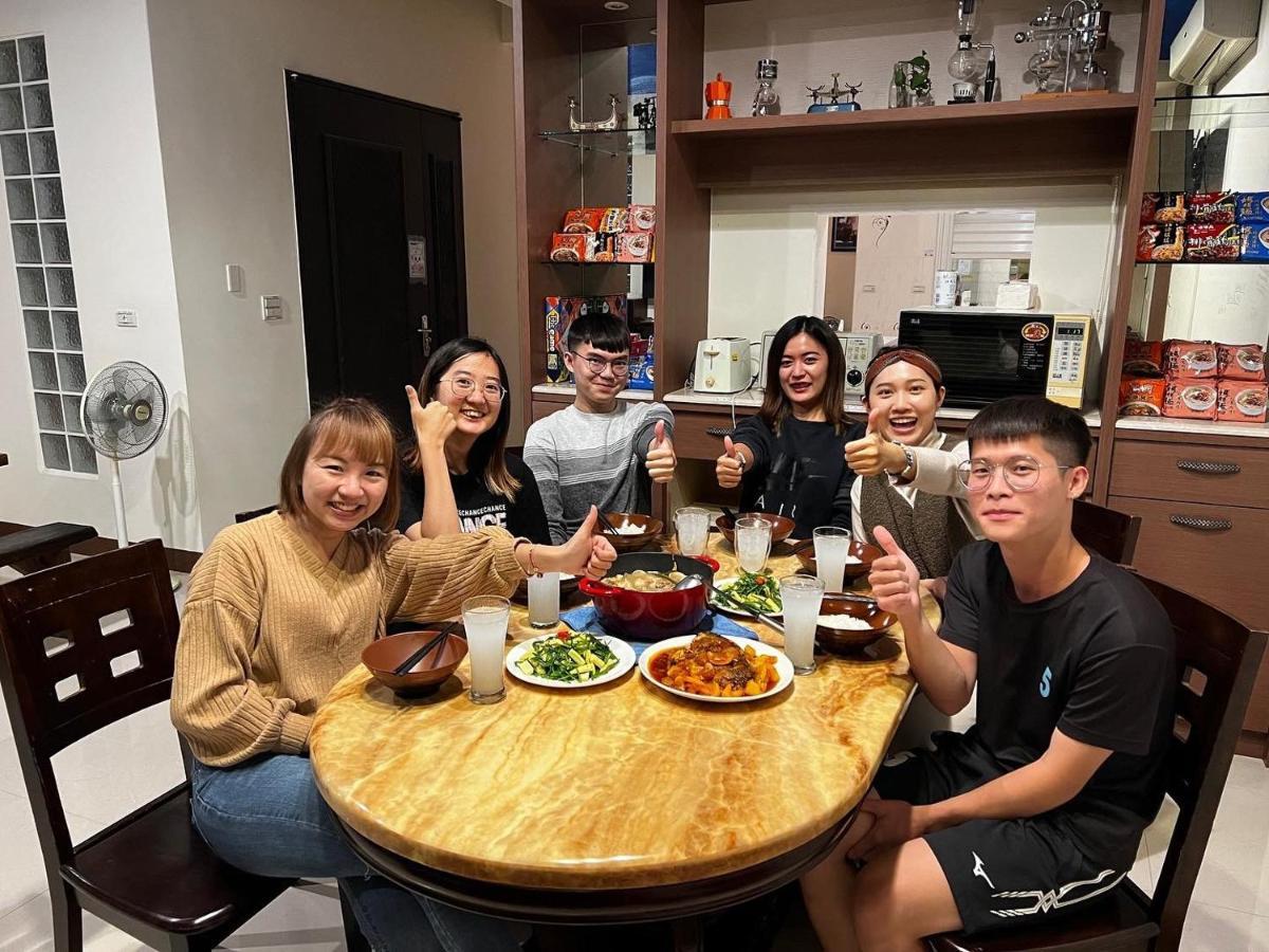 Sevilla Hostel Taitung Экстерьер фото