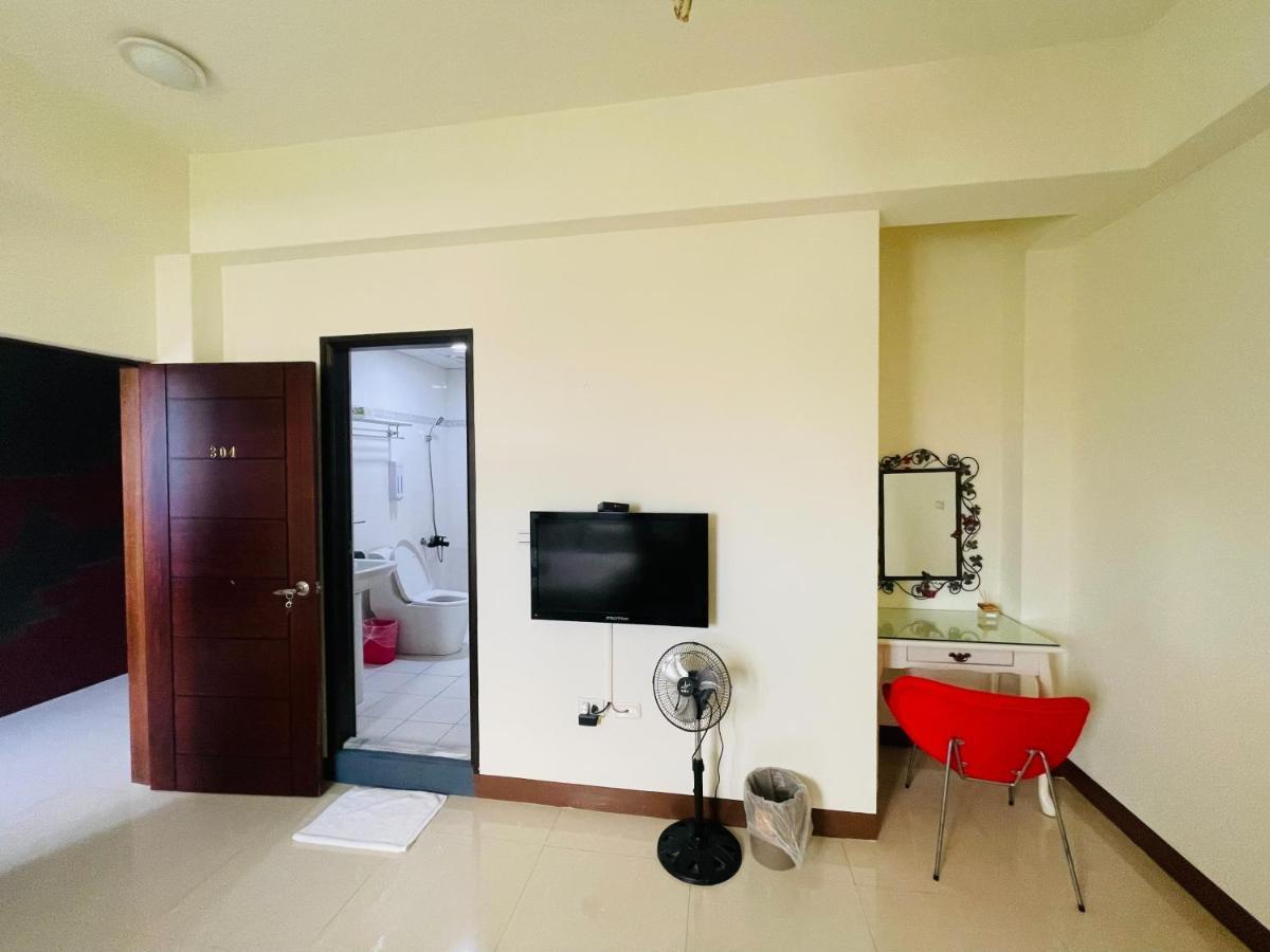 Sevilla Hostel Taitung Экстерьер фото